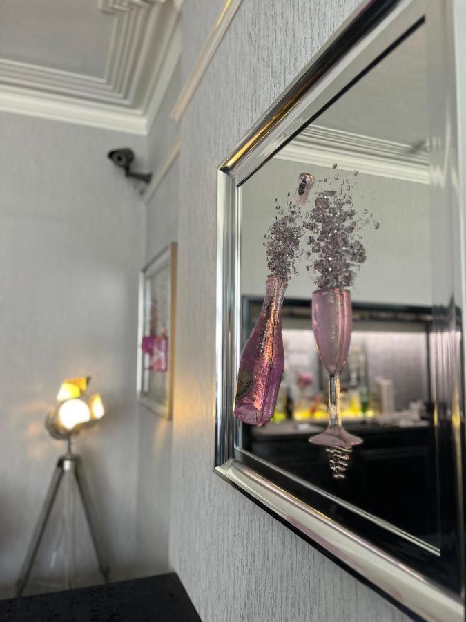 Mayfair Hotel ブラックプール エクステリア 写真
