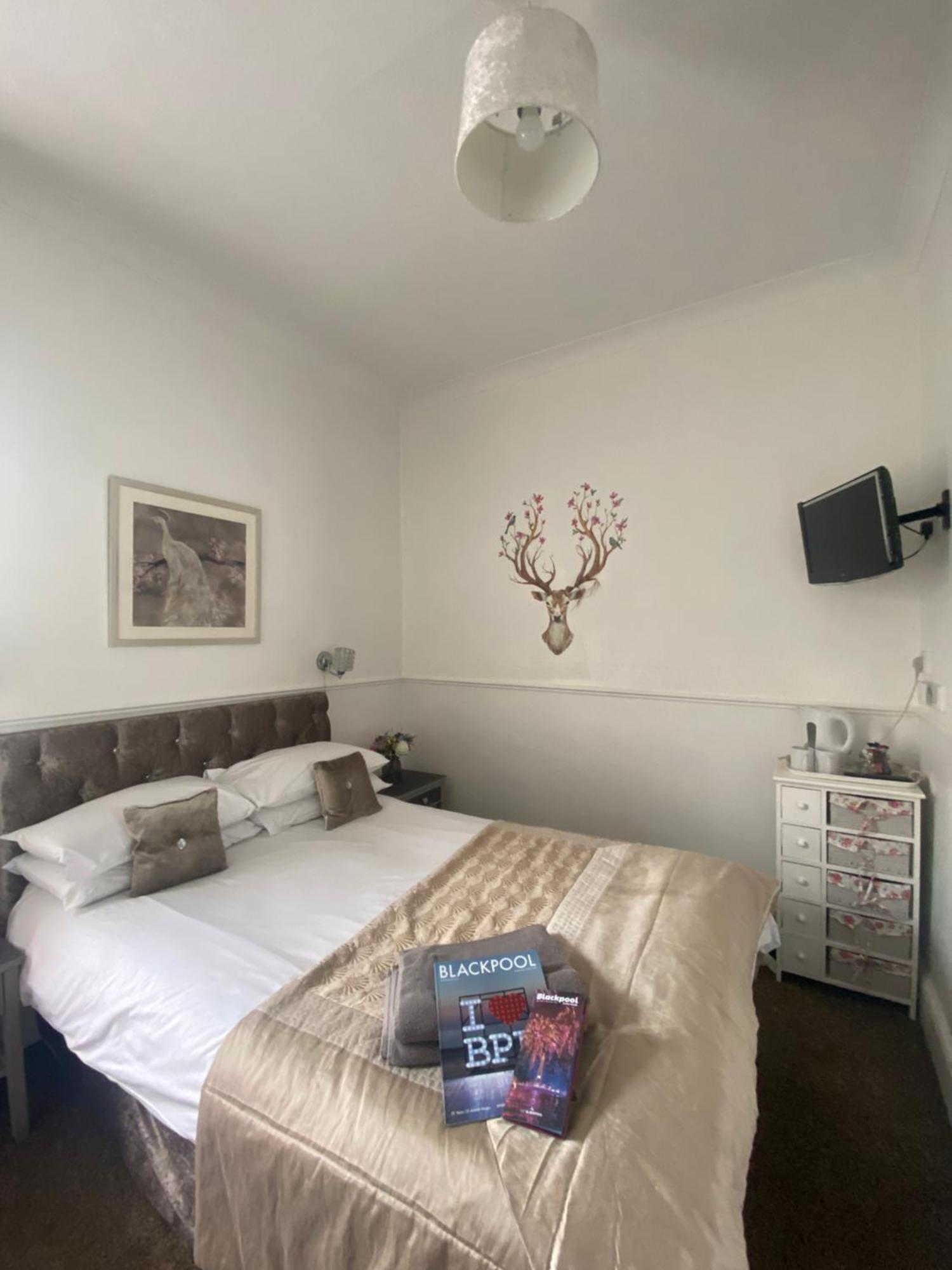 Mayfair Hotel ブラックプール エクステリア 写真